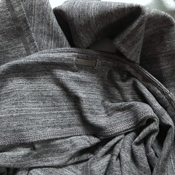 Gap Fit NWOT Performance Capri Women S - Picture 7 of 8